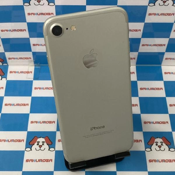 iPhone7 docomo版SIMフリー 256GB MNCR2J/A A1779 シルバー