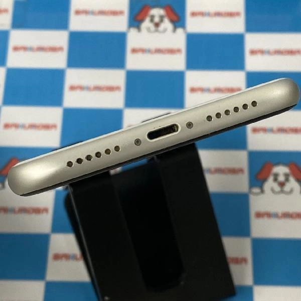 iPhoneXR au版SIMフリー 64GB MT032J/A A2106