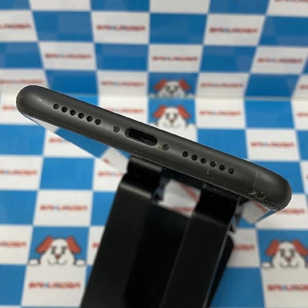 iPhone11 SoftBank版SIMフリー 64GB MWLT2J/A A2221 ブラック