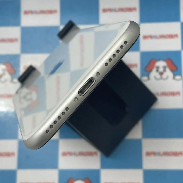 iPhoneSE 第2世代 Apple版SIMフリー 128GB MXD12J/A A2296 新品同様 ホワイト