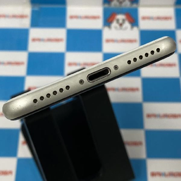 iPhoneSE 第2世代 Apple版SIMフリー 64GB NX9T2J/A A2296 ホワイト