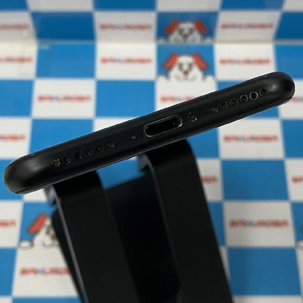 iPhoneSE 第2世代 au版SIMフリー 256GB MXVT2J/A A2296 ブラック