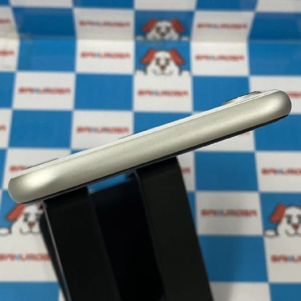 iPhoneSE 第2世代 docomo版SIMフリー 64GB MHGQ3J/A A2296 ホワイト