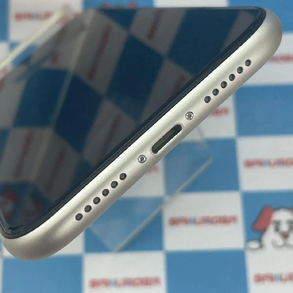 iPhone11 au版SIMフリー 128GB MWM22J/A A2221 極美品 ホワイト