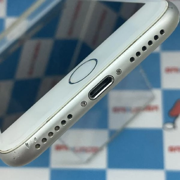 iPhone8 docomo版SIMフリー 64GB MQ792J/A A1906 シルバー