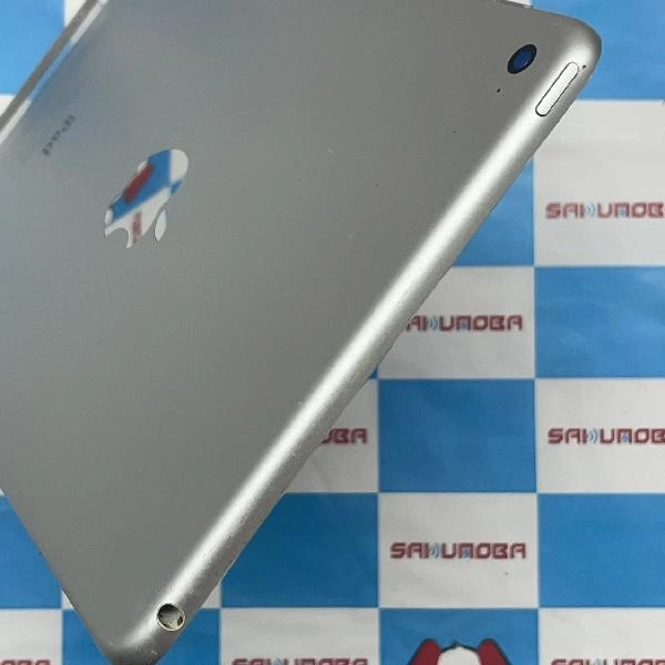 iPad mini 第4世代 Wi-Fiモデル 128GB MK9P2J/A A1538 シルバー
