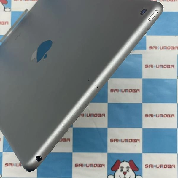 iPad 第5世代 Wi-Fiモデル 128GB MP2H2J/A A822