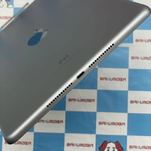 iPad 第5世代 Wi-Fiモデル 128GB MP2H2J/A A822