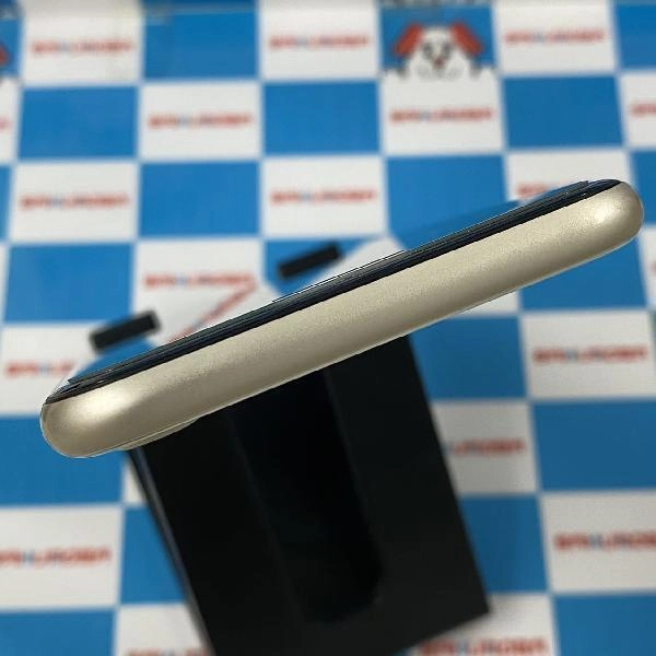 iPhoneSE 第3世代 SoftBank版SIMフリー 64GB MMYD3J/A A2782