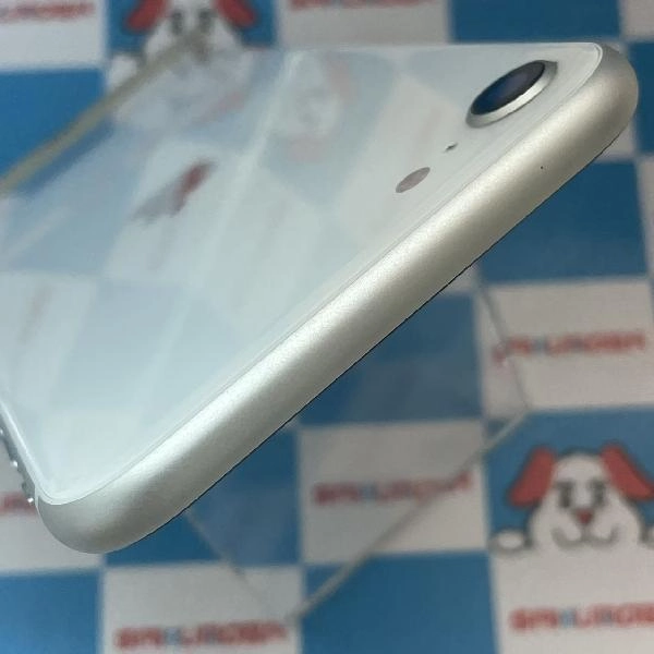 iPhoneSE 第2世代 au版SIMフリー 64GB MX9T2J/A A2296 極美品 ホワイト
