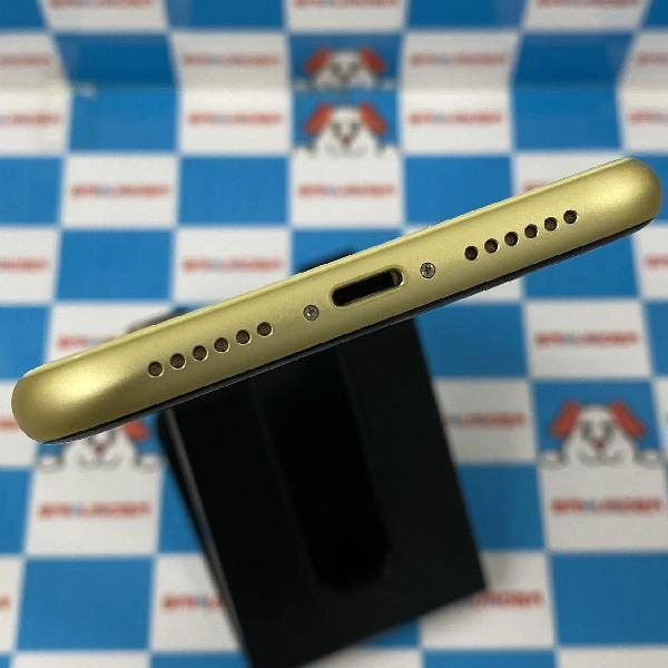 iPhone11 au版SIMフリー 64GB MWLW2J/A A2221 イエロー