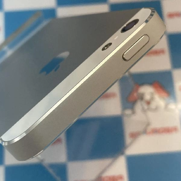 iPhone5 au 16GB ME040J/A ホワイト