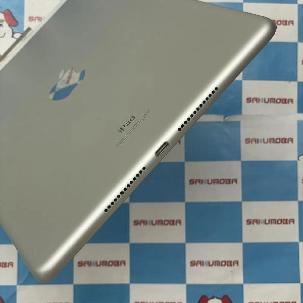 iPad 第8世代 au版SIMフリー 128GB MYMM2J/A A2429