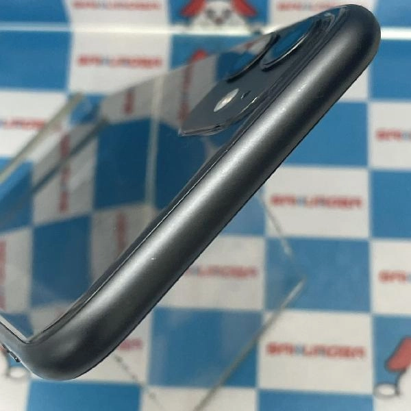 iPhone11 docomo版SIMフリー 64GB MWLT2J/A A2221 ブラック