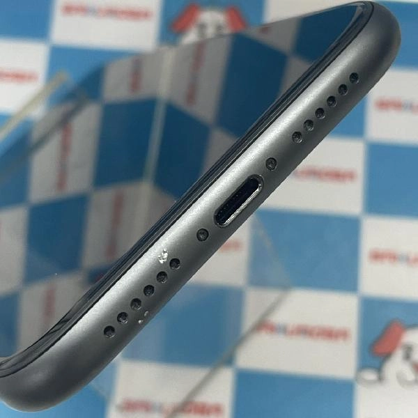 iPhone11 docomo版SIMフリー 64GB MWLT2J/A A2221 ブラック