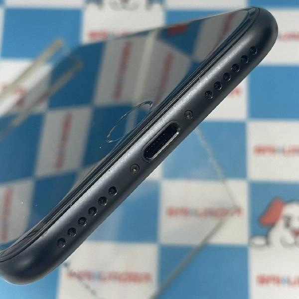 iPhoneSE 第2世代 au版SIMフリー 64GB MX9R2J/A A2296 ブラック