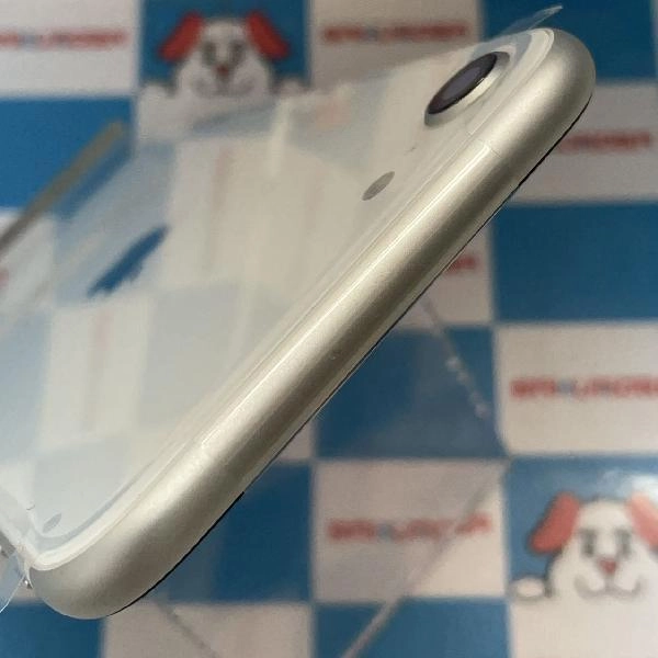 iPhoneSE 第2世代 SoftBank版SIMフリー 64GB MHGQ3J/A A2296 未使用品 ホワイト