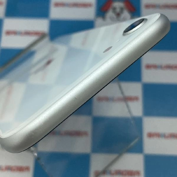 iPhoneSE 第2世代 SoftBank版SIMフリー 64GB NX9T2J/A A2296 ホワイト