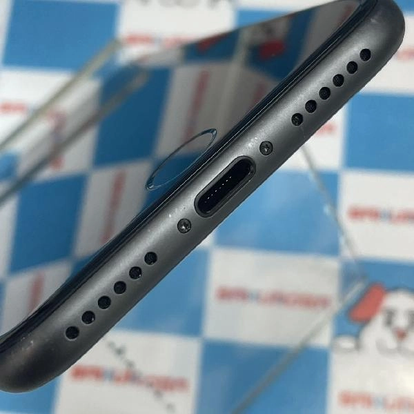 iPhone8 docomo版SIMフリー 64GB MQ782J/A A1906 スペースグレイ