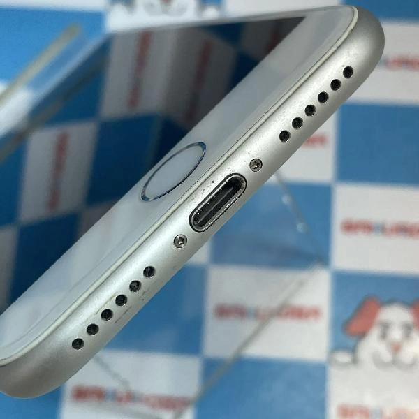 iPhone8 au版SIMフリー 64GB MQ792J/A A1906 シルバー