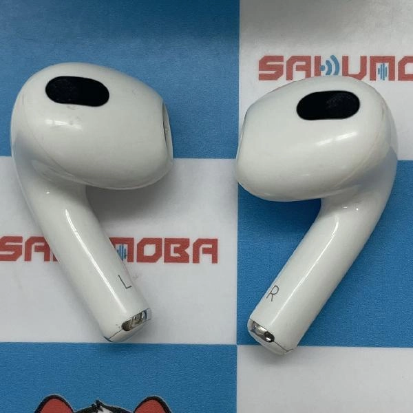 Apple AirPods 第3世代 MagSafe充電ケース付き  A2566 ホワイト