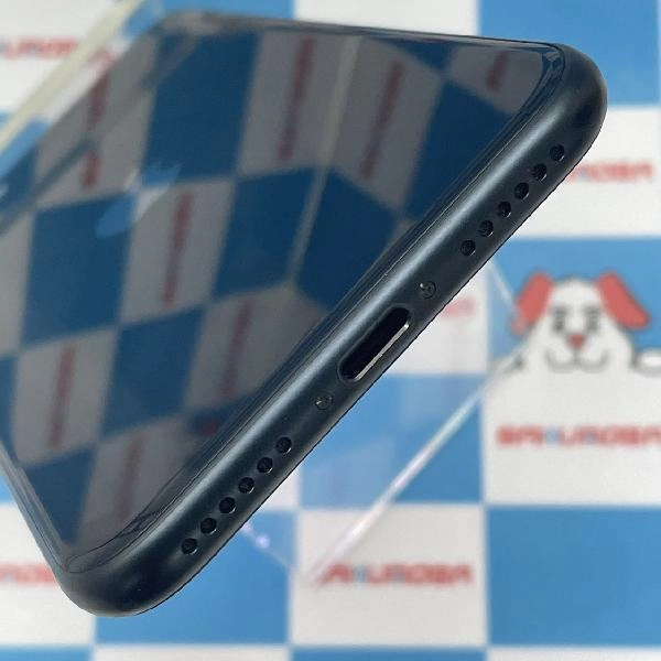 iPhoneSE 第3世代 SoftBank版SIMフリー 128GB MMYF3J/A A2782 新品同様