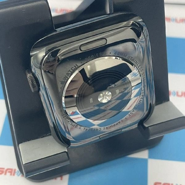 Apple Watch Series 5 GPS + Cellularモデル  MWWK2J/A A2157