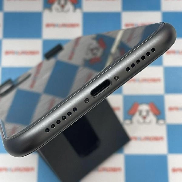 iPhone11 au版SIMフリー 64GB MHDA3J/A A2221 新品同様 ブラック