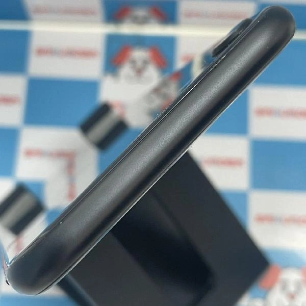 iPhoneSE 第2世代 docomo版SIMフリー 64GB MX9R2J/A A2296 ブラック