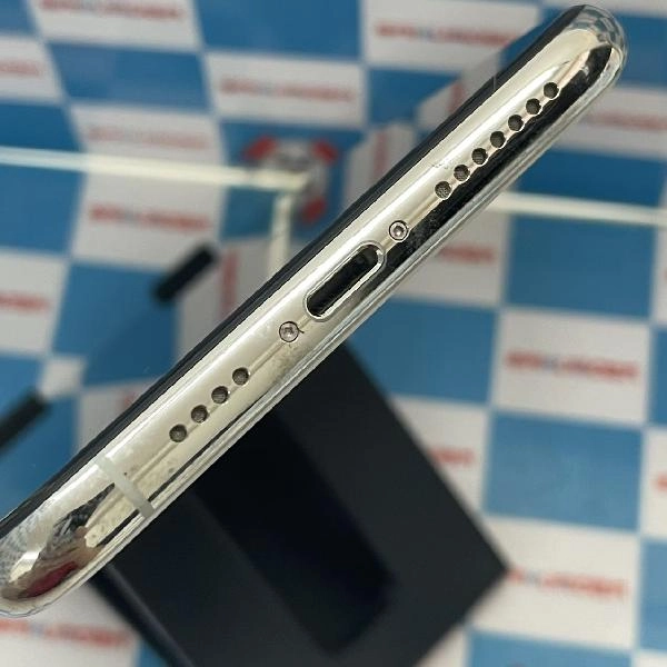 iPhone11 Pro Max docomo版SIMフリー 64GB NWHF2J/A A2218 ジャンク品 シルバー