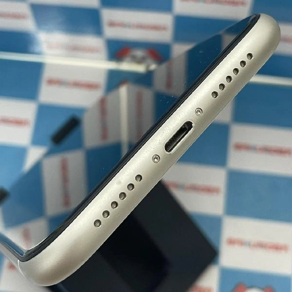 iPhone11 Y!mobile版SIMフリー 64GB MHDC3J/A A2221 ホワイト