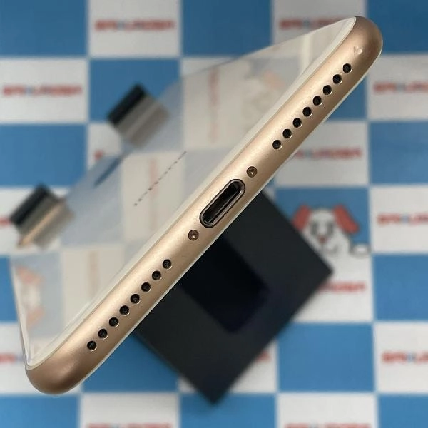 iPhone8 Plus au版SIMフリー 64GB MQ9M2J/A A1898