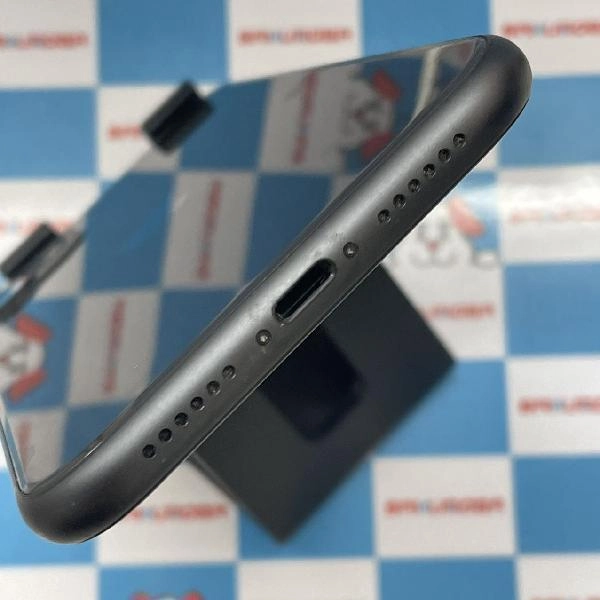 iPhone11 SoftBank版SIMフリー 64GB MWLT2J/A A2221 ブラック