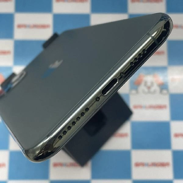 iPhone11 Pro Max docomo版SIMフリー 256GB MWHM2J/A A2218 美品 ミッドナイトグリーン