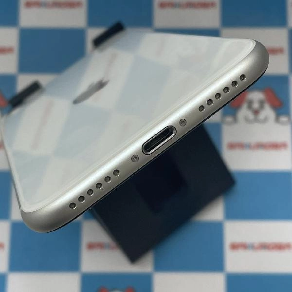 iPhoneSE 第2世代 SoftBank版SIMフリー 64GB MHGQ3J/A A2296 新品同様 ホワイト