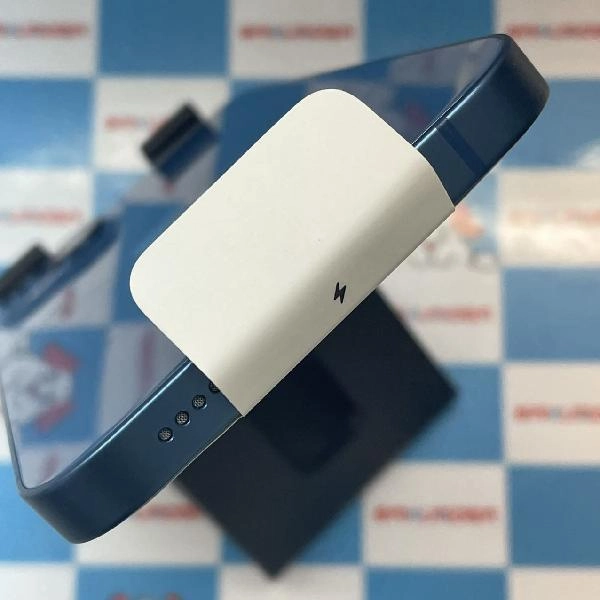 iPhone13 docomo版SIMフリー 128GB MLNG3J/A A2631 開封未使用