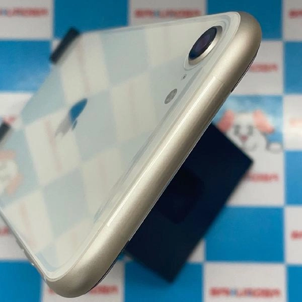 iPhoneSE 第3世代 docomo版SIMフリー 64GB MMYD3J/A A2782 開封未使用