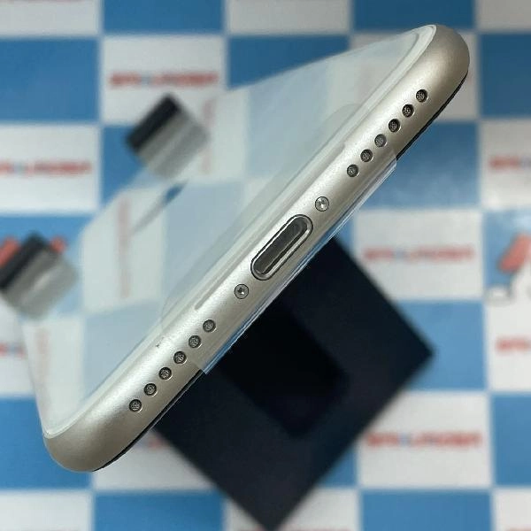 iPhoneSE 第3世代 SoftBank版SIMフリー 64GB MMYD3J/A A2782 開封未使用