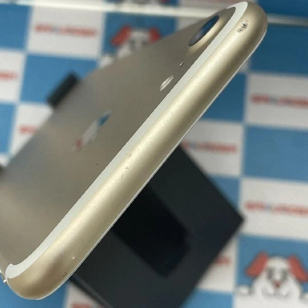 iPhone7 docomo版SIMフリー 128GB MNCM2J/A A1779 ゴールド