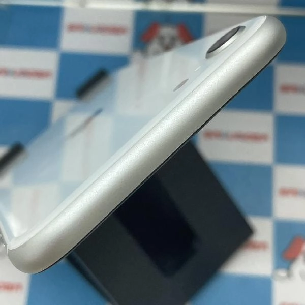 iPhoneSE 第2世代 Apple版SIMフリー 256GB MXVU2J/A A2296 ホワイト