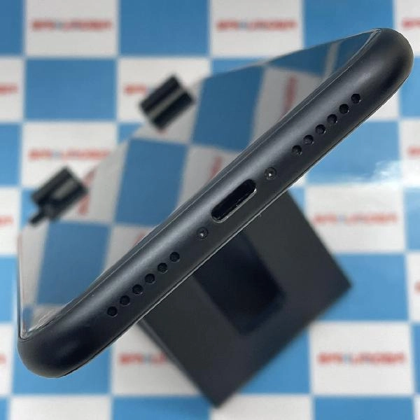 iPhoneXR au版SIMフリー 64GB MT002J/A A2106 極美品