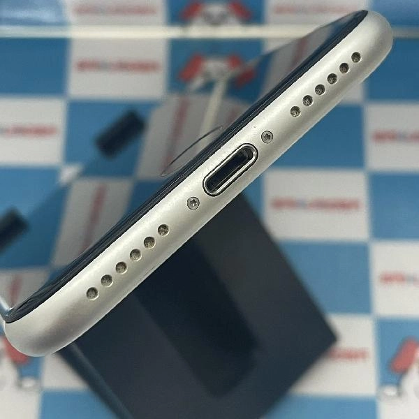 iPhoneSE 第2世代 SoftBank版SIMフリー 64GB MX9T2J/A A2296 ホワイト