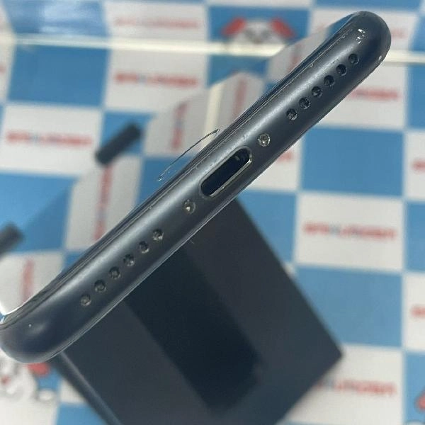 iPhoneSE 第3世代 SoftBank版SIMフリー 128GB MMYF3J/A A2782