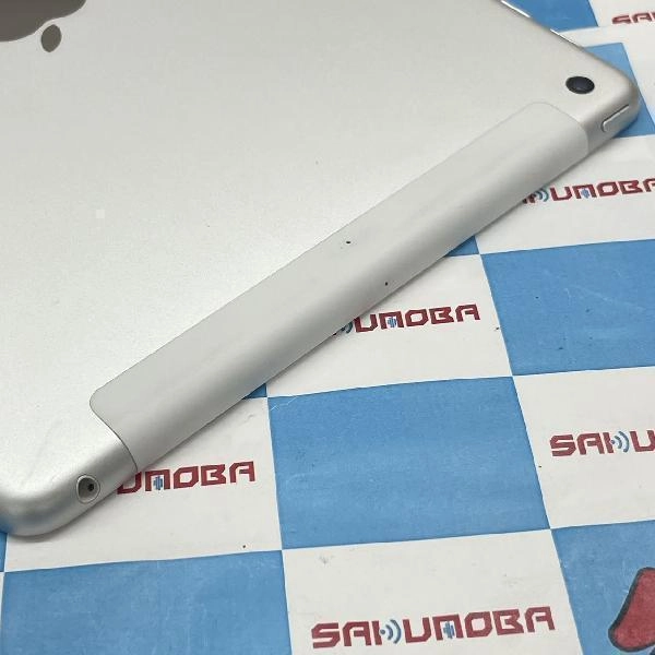 iPad 第6世代 au版SIMフリー 32GB MR6P2J/A A1954