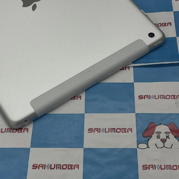 iPad 第9世代 docomo版SIMフリー 64GB MK493J/A A2604 開封未使用