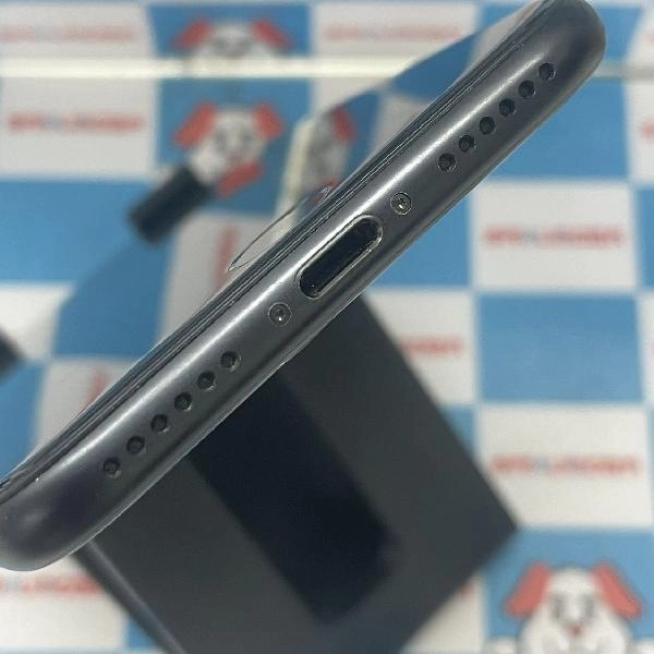 iPhoneSE 第2世代 au版SIMフリー 64GB MX9R2J/A A2296 ブラック