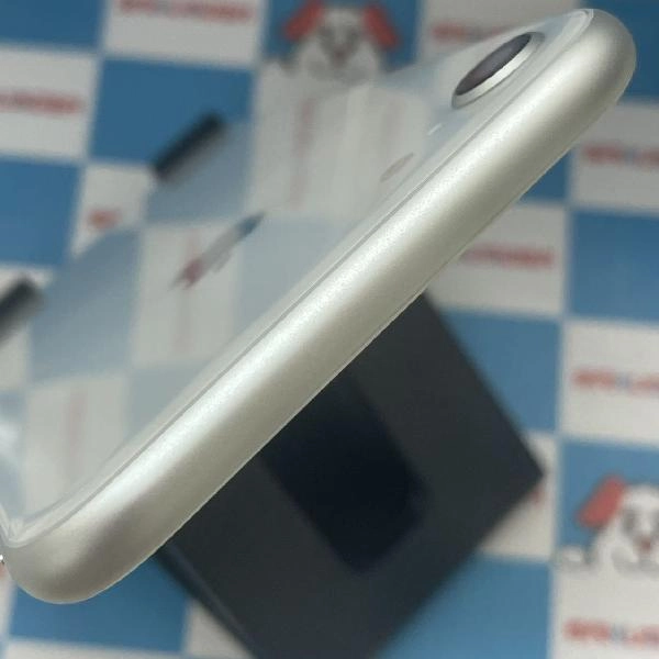 iPhone8 au版SIMフリー 64GB MQ792J/A A1906 極美品 シルバー