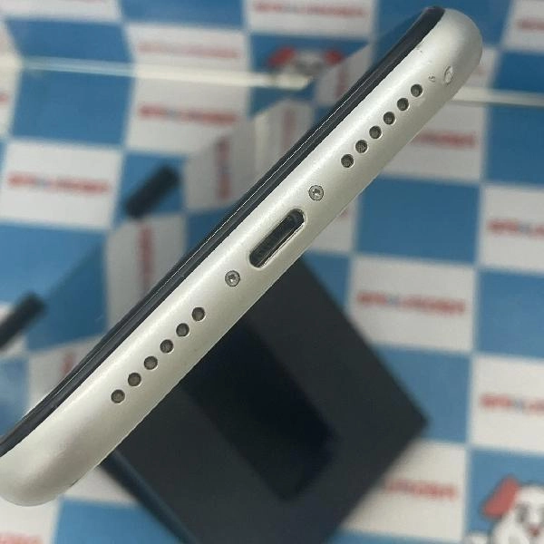 iPhoneXR au版SIMフリー 64GB NT032J/A A2106