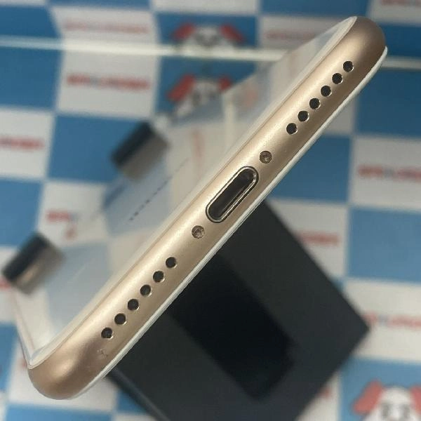 iPhone8 SoftBank版SIMフリー 64GB MQ7A2J/A A1906 ゴールド