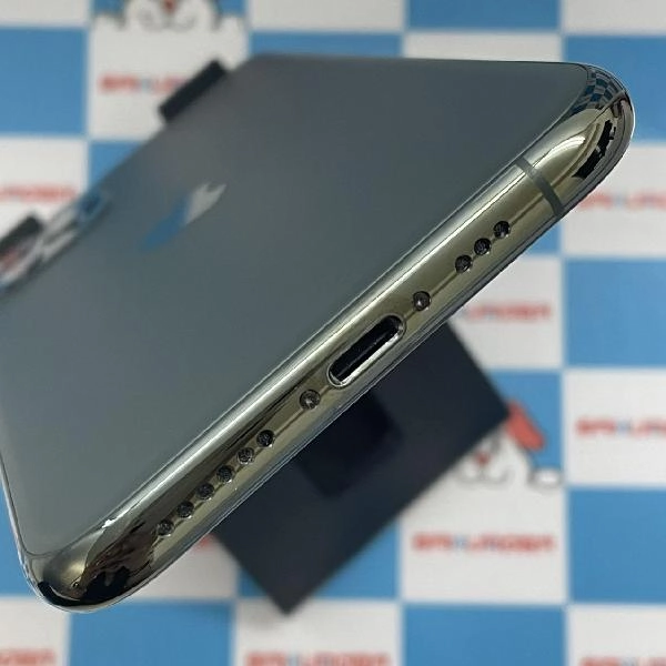 iPhone11 Pro au版SIMフリー 256GB MWCC2J/A A2215 新品同様